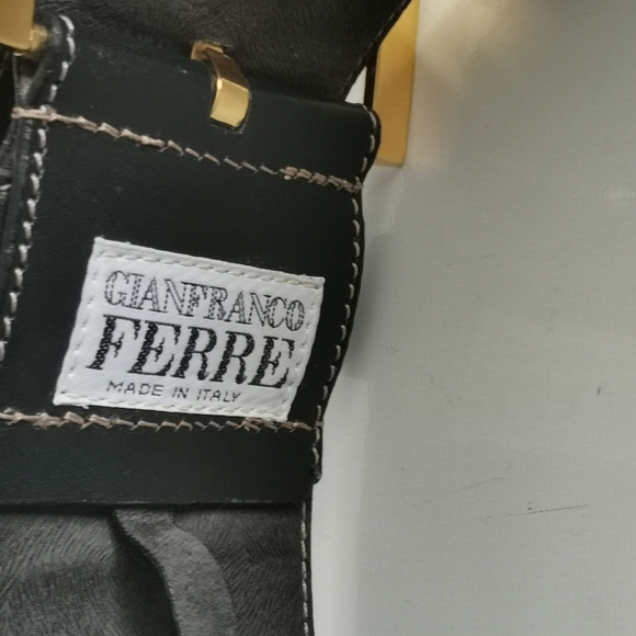 Gian Franco FERRE Italian Leather Black Belt main image 6